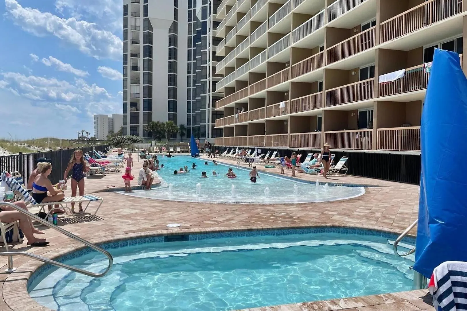Beautiful Updated Pelican Unit!!! Destin