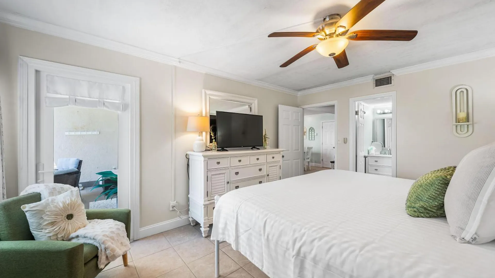 Surf And Racquet Unit 410 Destin
