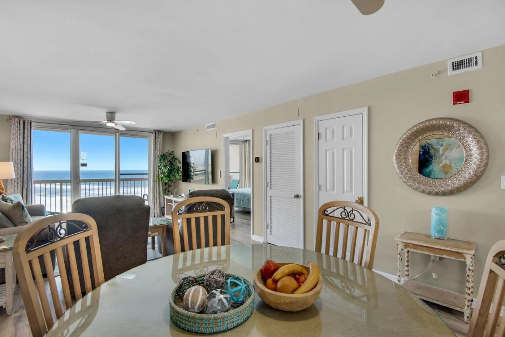 Pelican 1213 * Destin