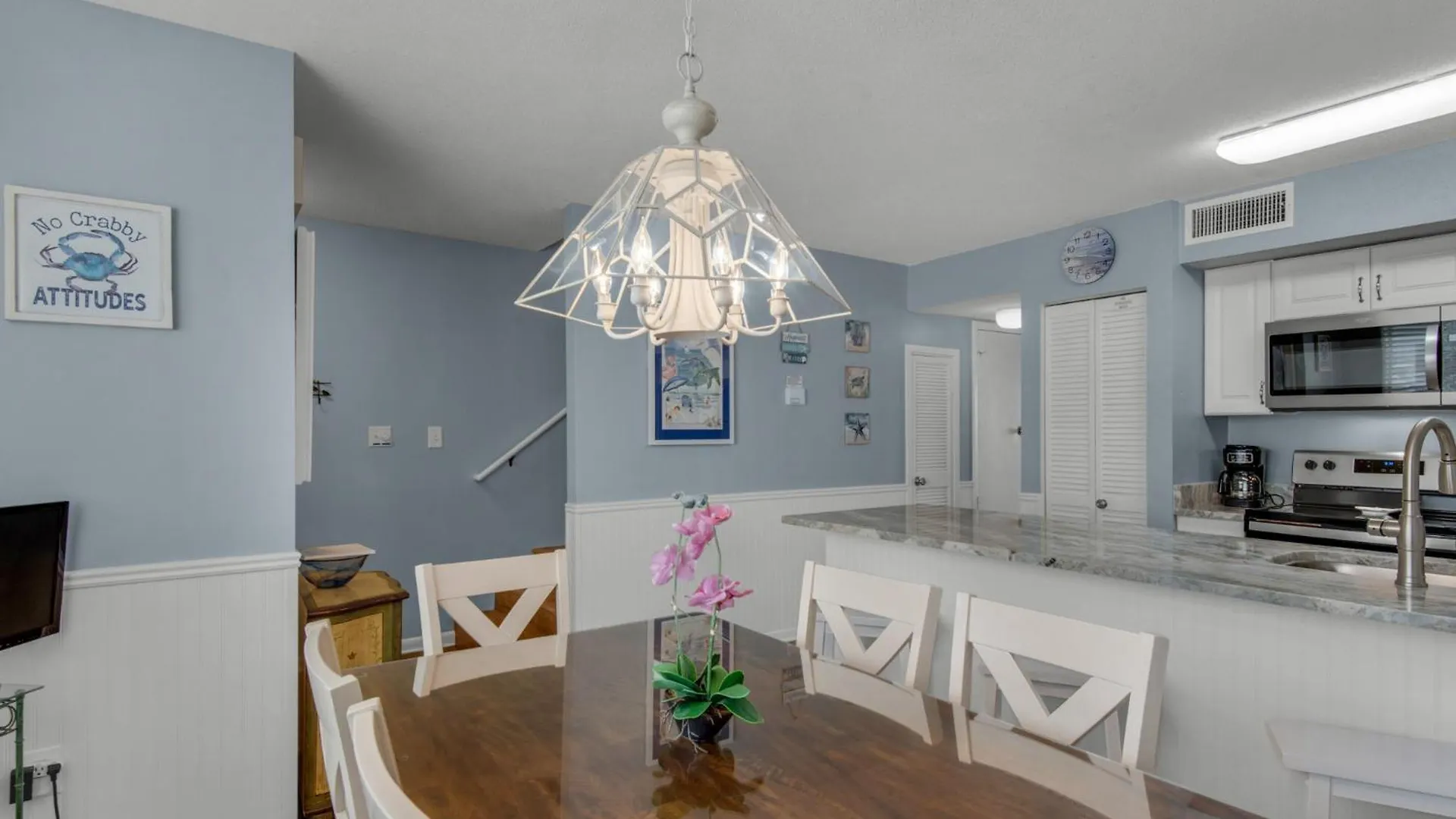 Apartment Blue Surf Townhomes 04 By Newman-dailey