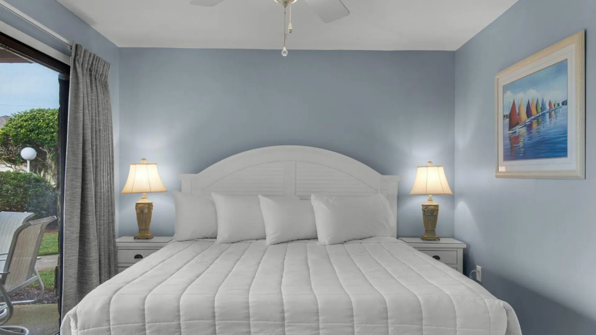 Apartment Blue Surf Townhomes 04 By Newman-dailey *