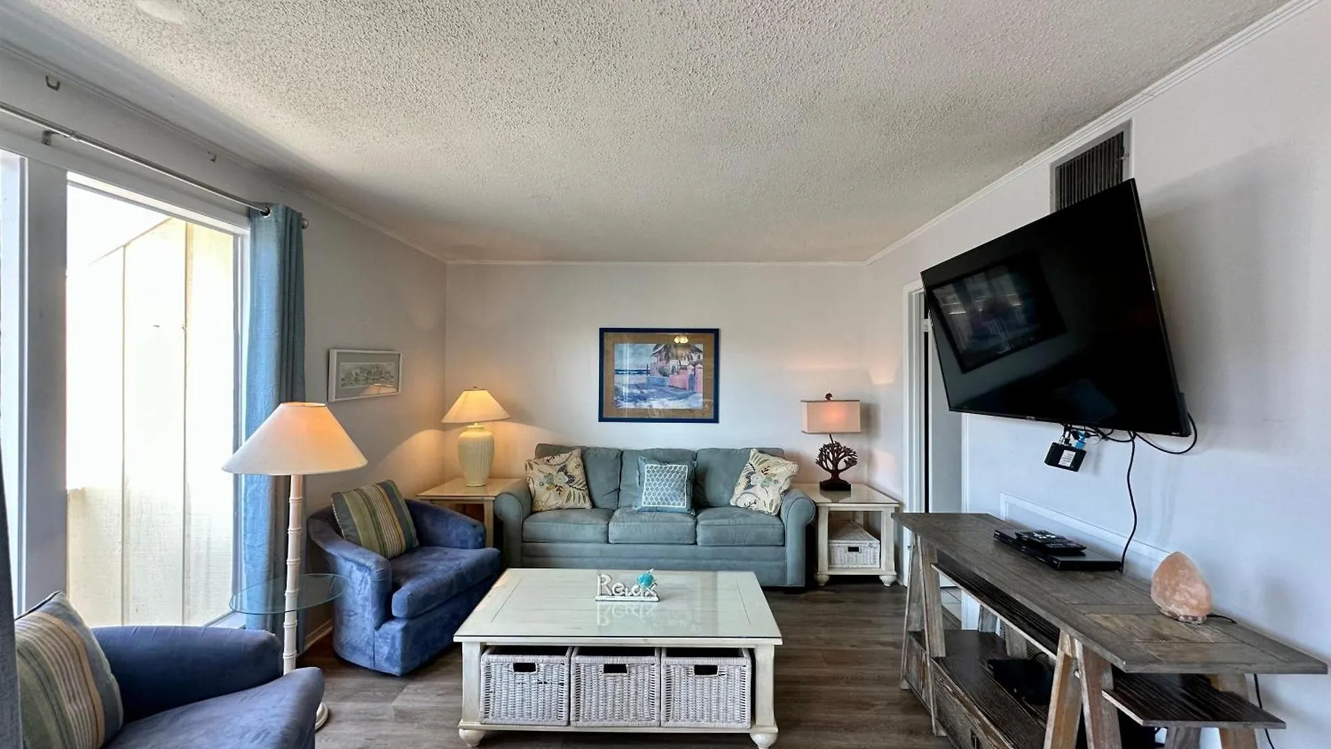 Sandpiper Cove 2044 *