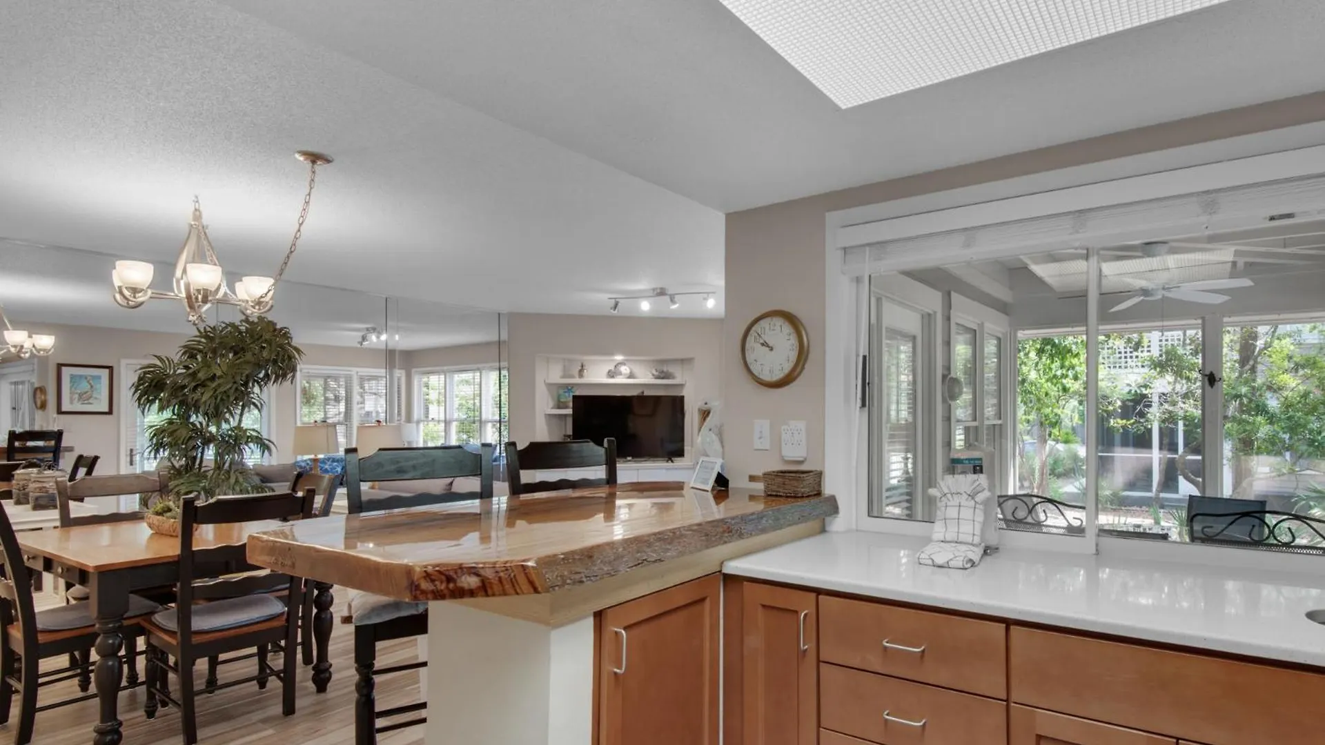 Hidden Dunes 224 By Newman-dailey Apartment Destin
