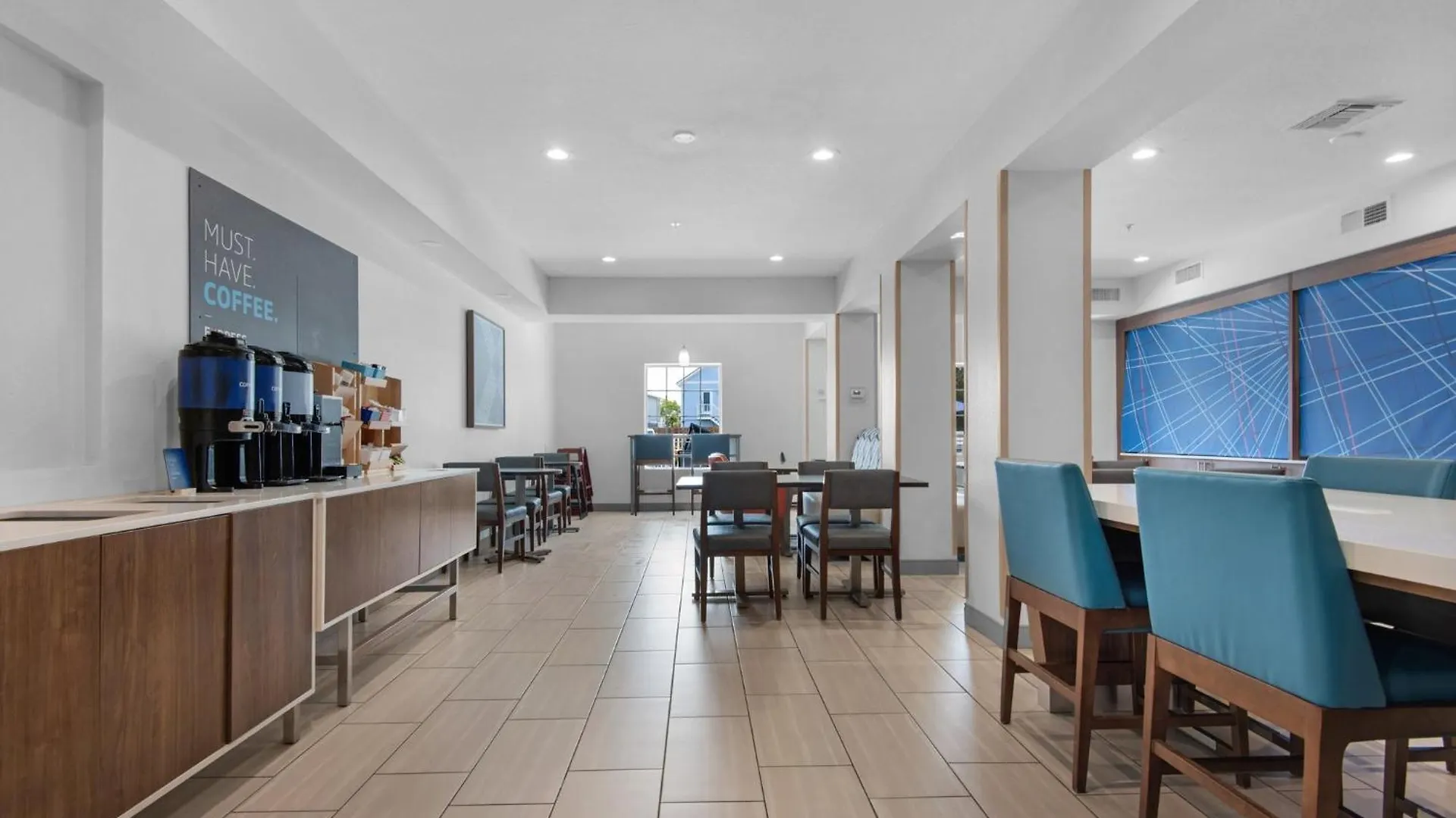 Express E - Commons Mall Area By Ihg Hotel 2*