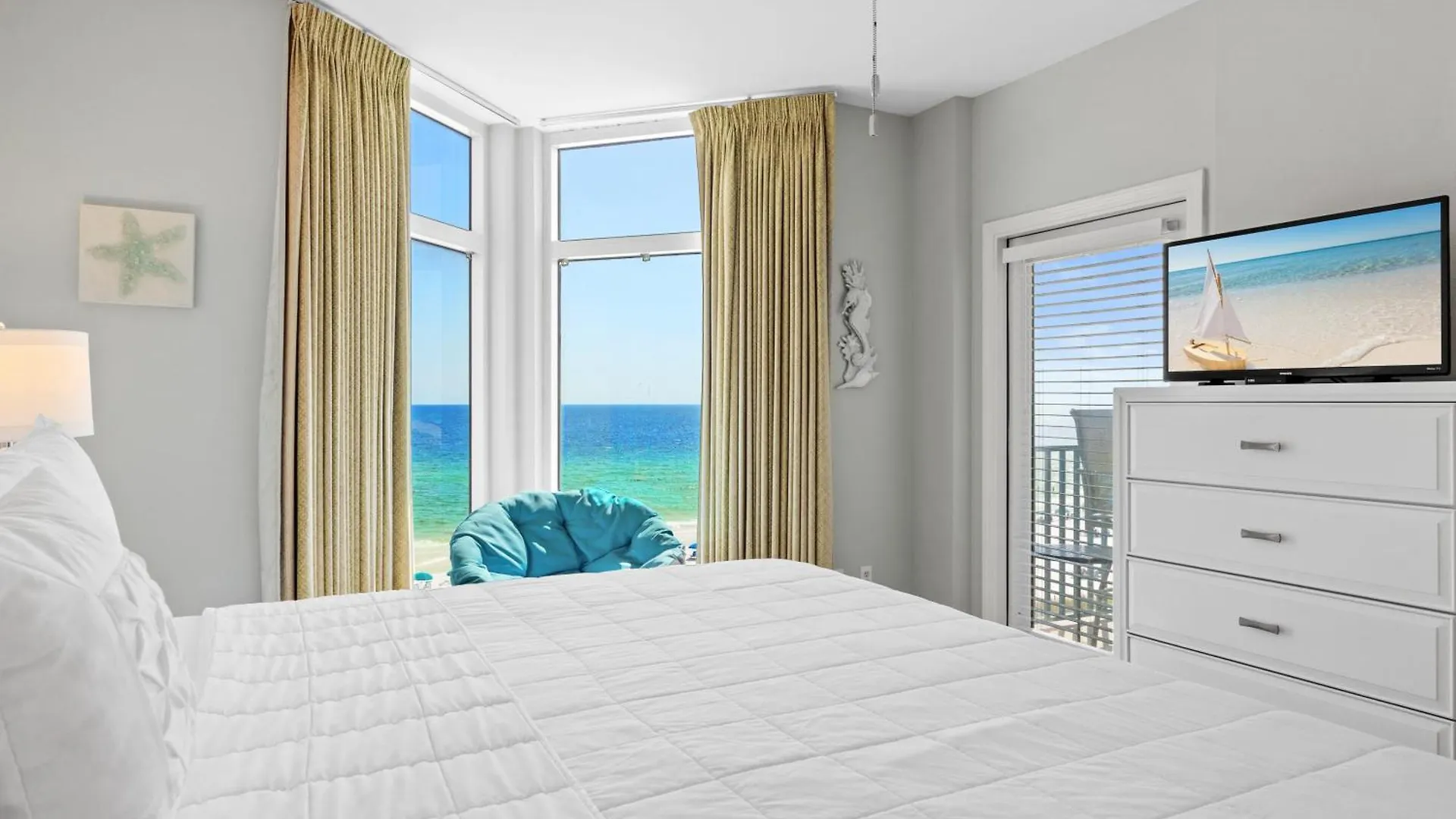 Jade East Towers 0530 By Newman-dailey * Destin