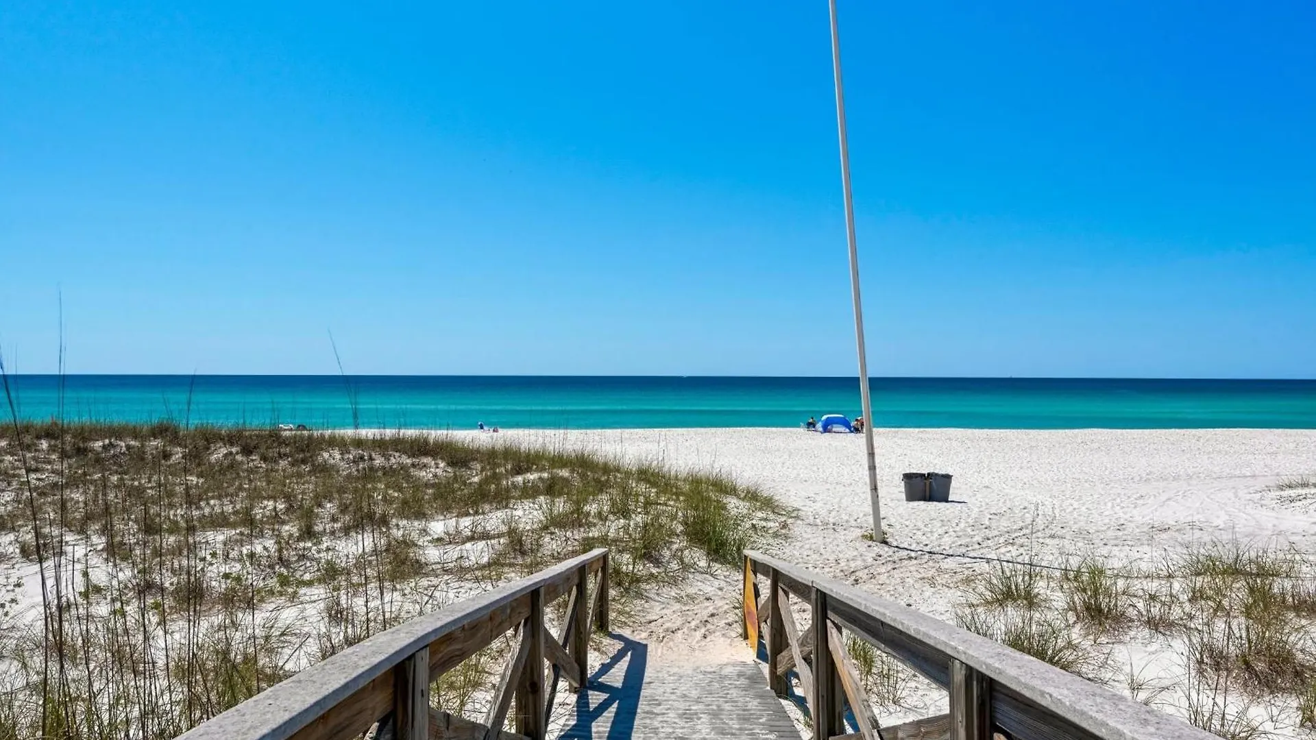 Daire Dolphin Point 404a- By Isle