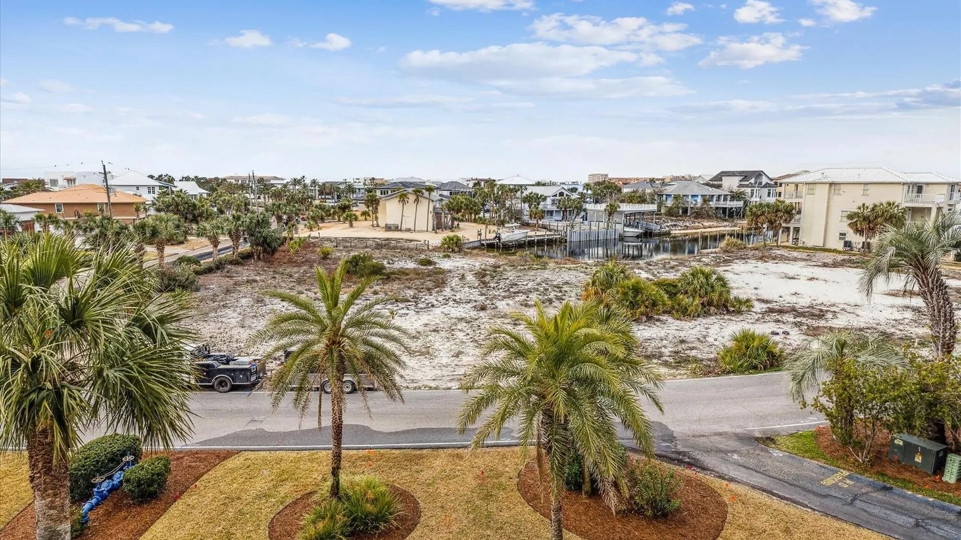 Dolphin Point 404a- By Isle Destin