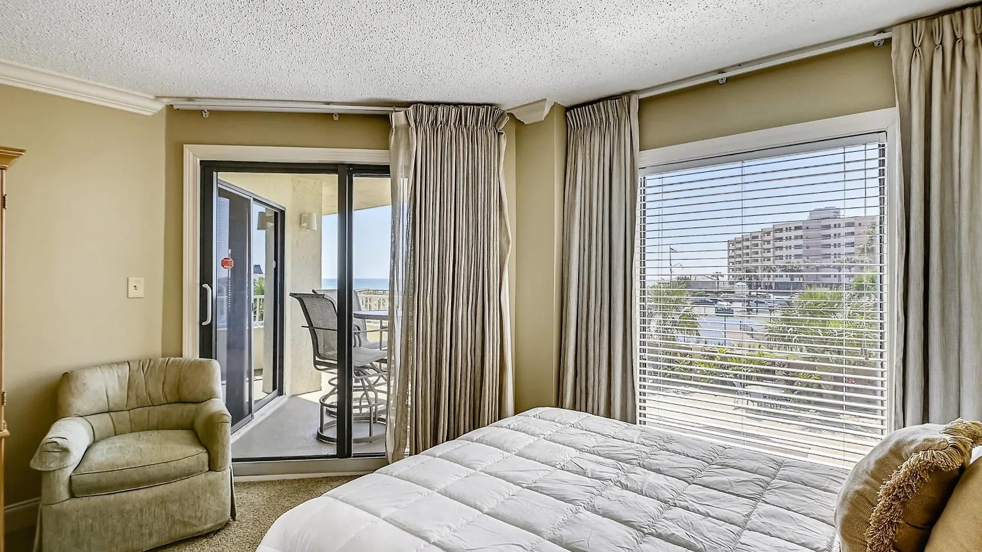 Inlet Reef 109- By Isle Apartment Destin