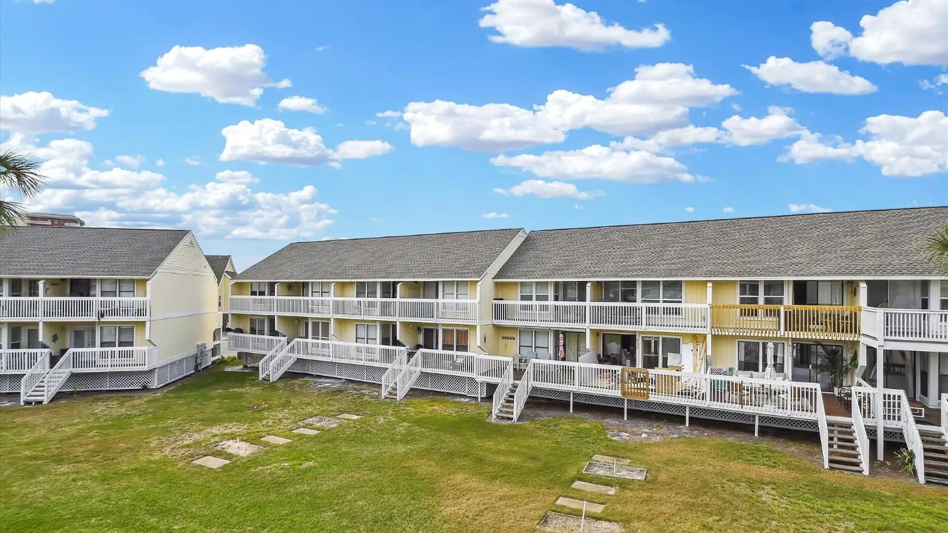 Sandpiper Cove 8226- By Isle