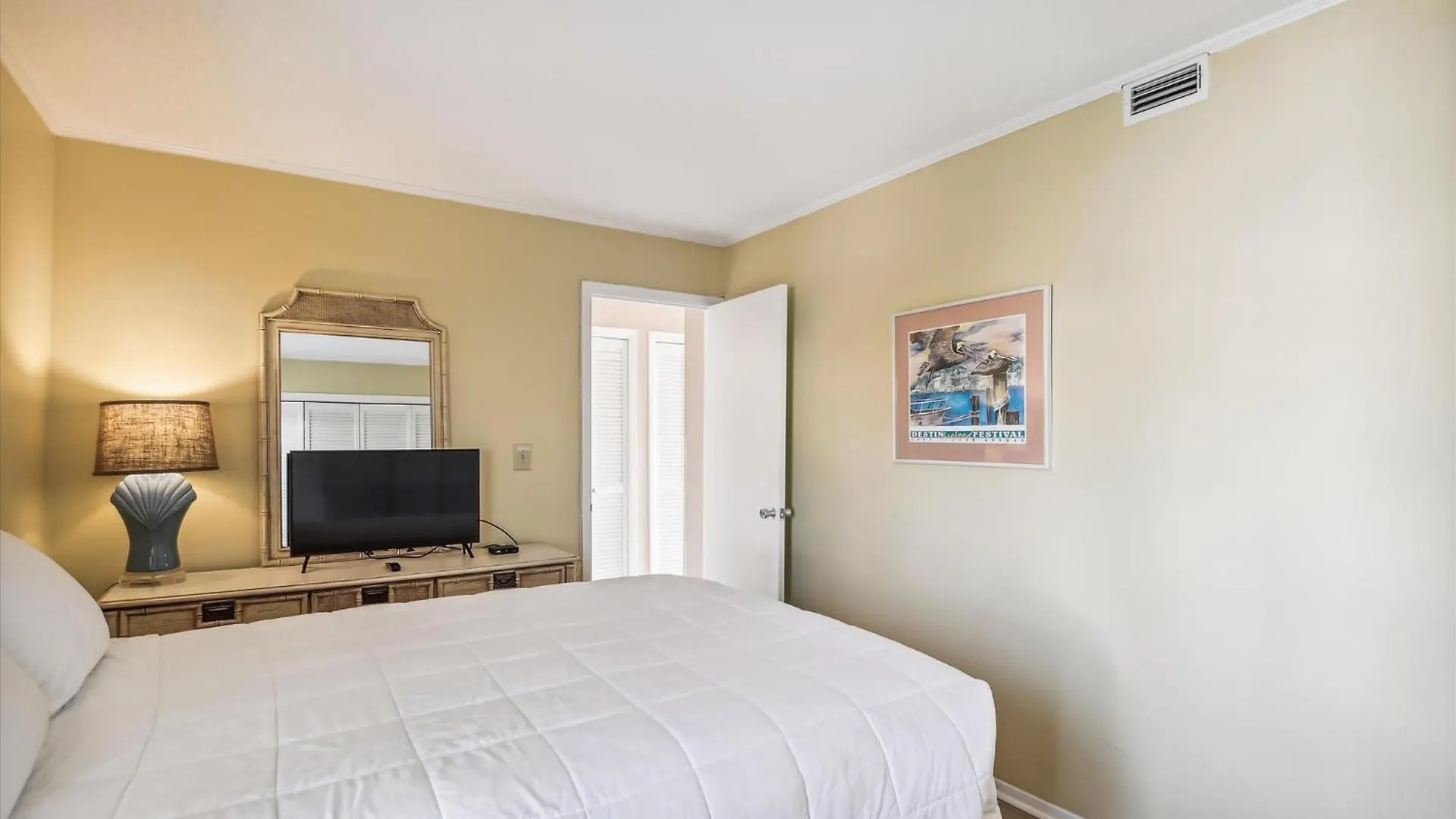 Apartment Sandpiper Cove 2042- By Isle Destin