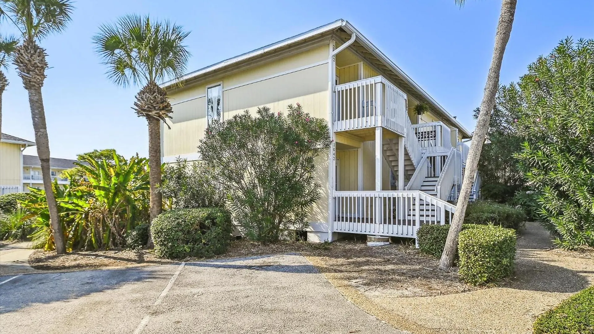 Apartment Sandpiper Cove 2042- By Isle *