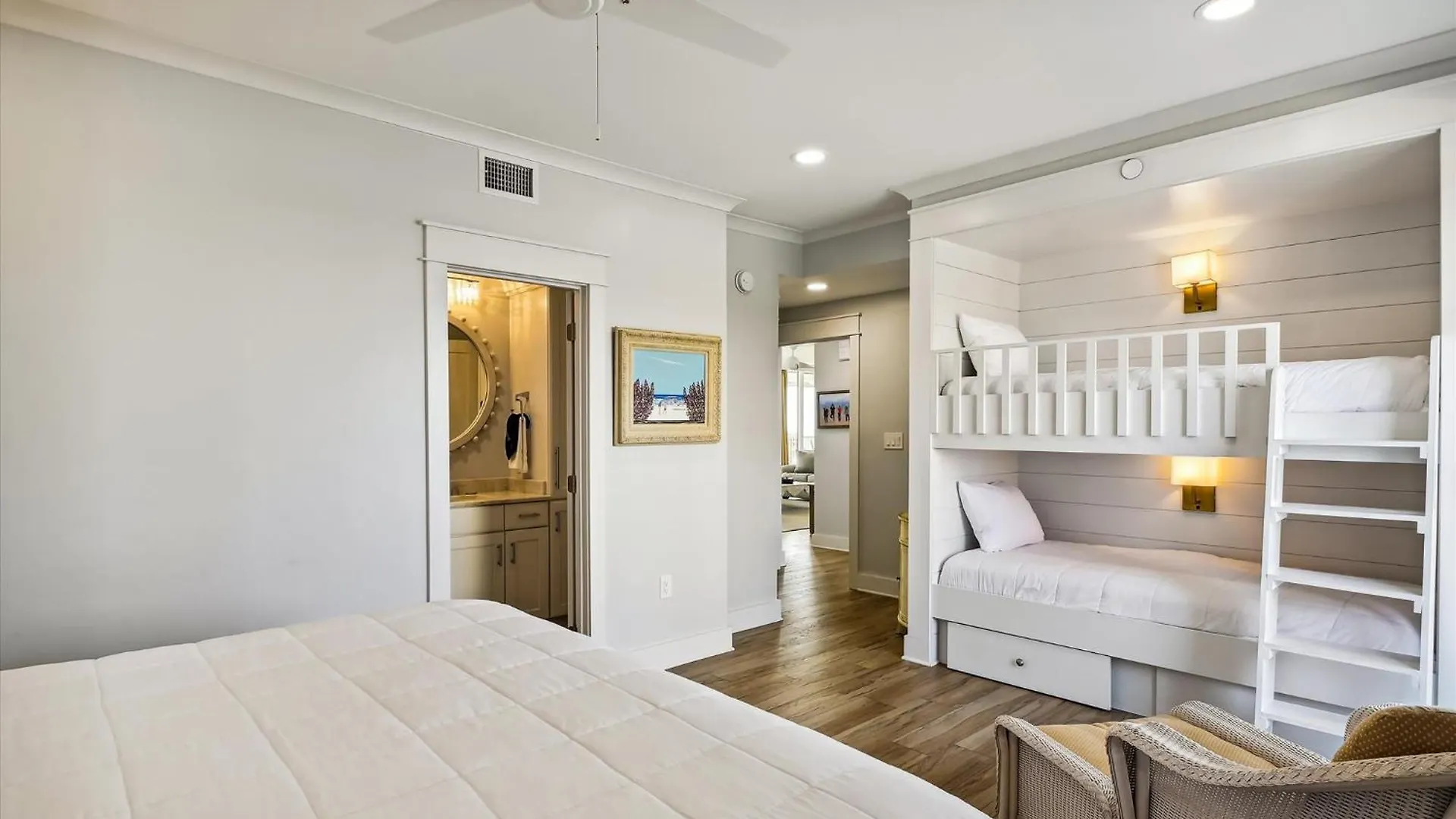 Apartment Oceania 201- By Isle Destin