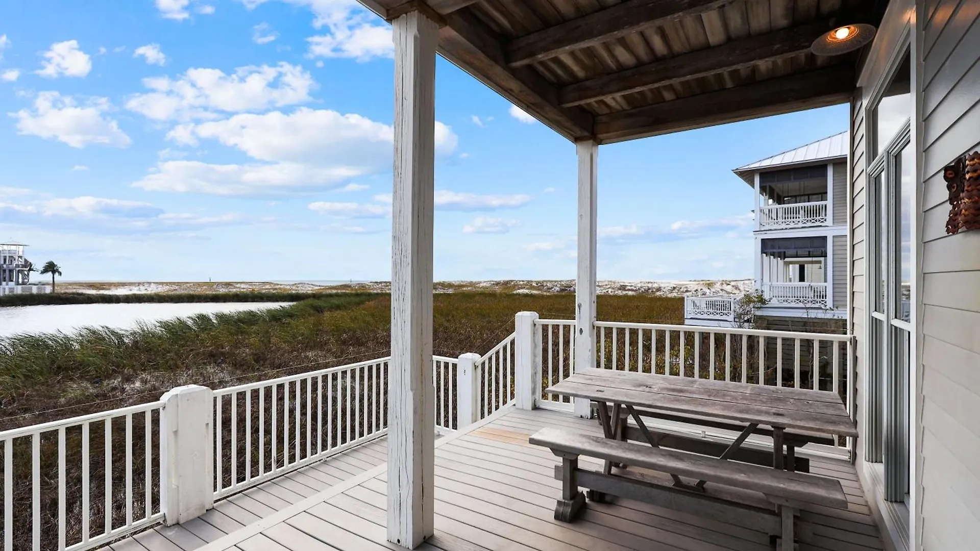Sugar Shack- By Isle Apartment