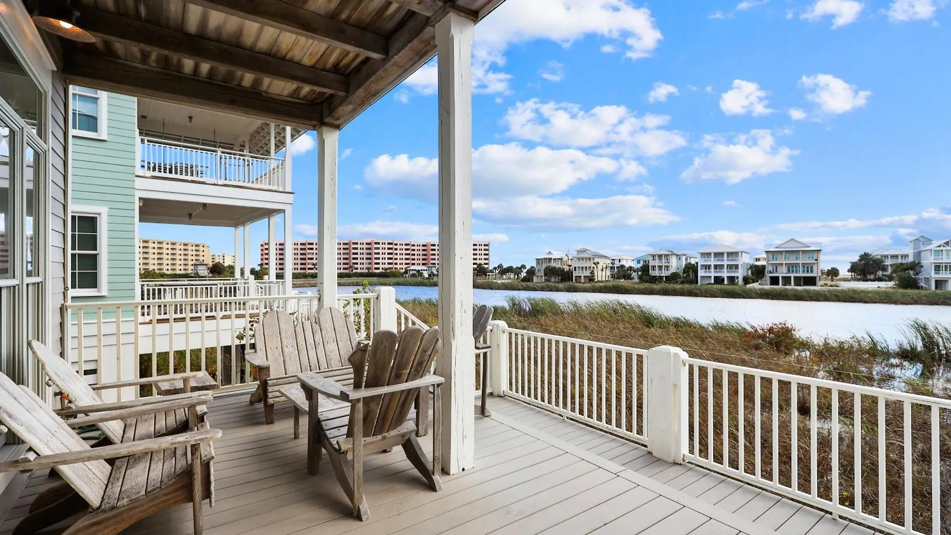 Sugar Shack- By Isle Apartment *