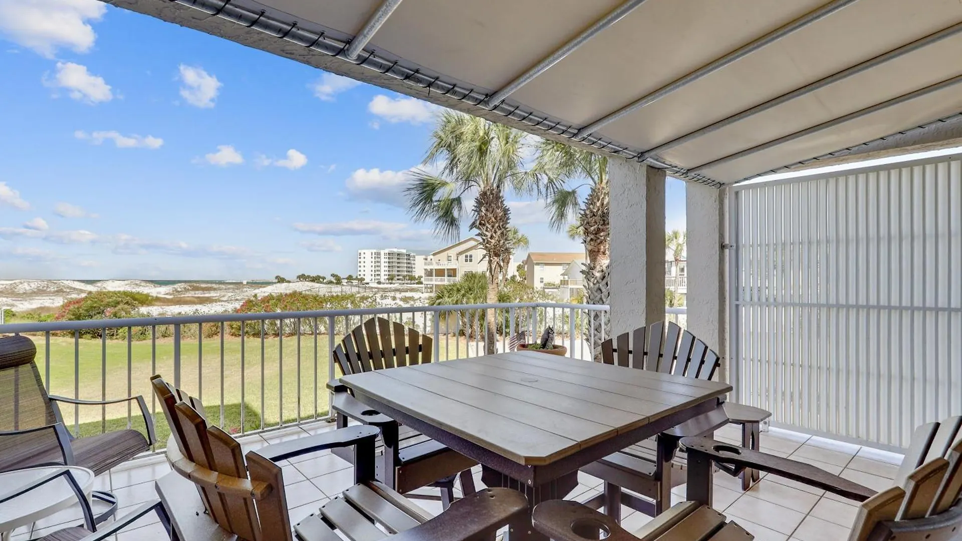 Magnolia House 112- By Isle Apartment Destin