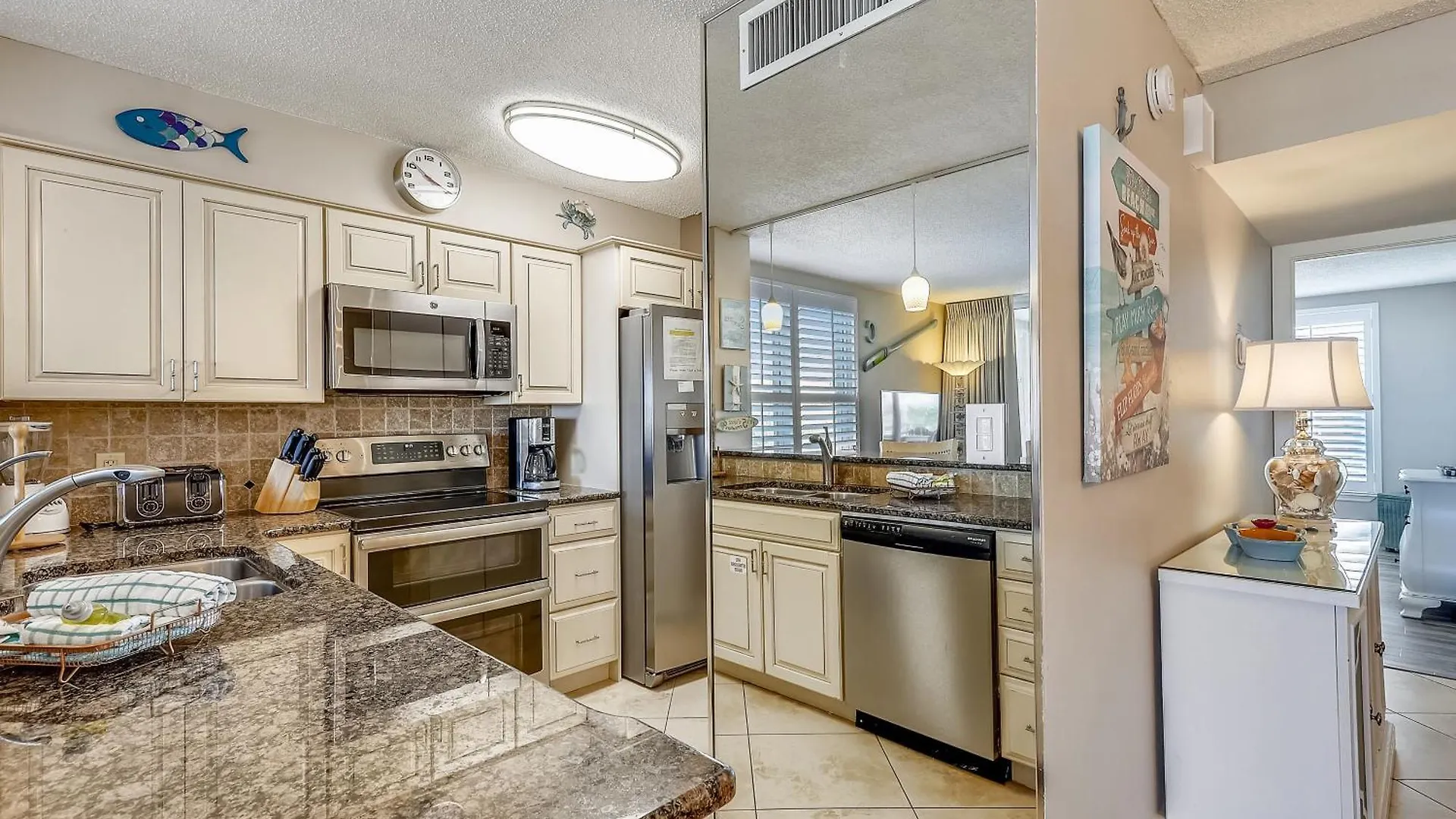 Apartment Magnolia House 112- By Isle *