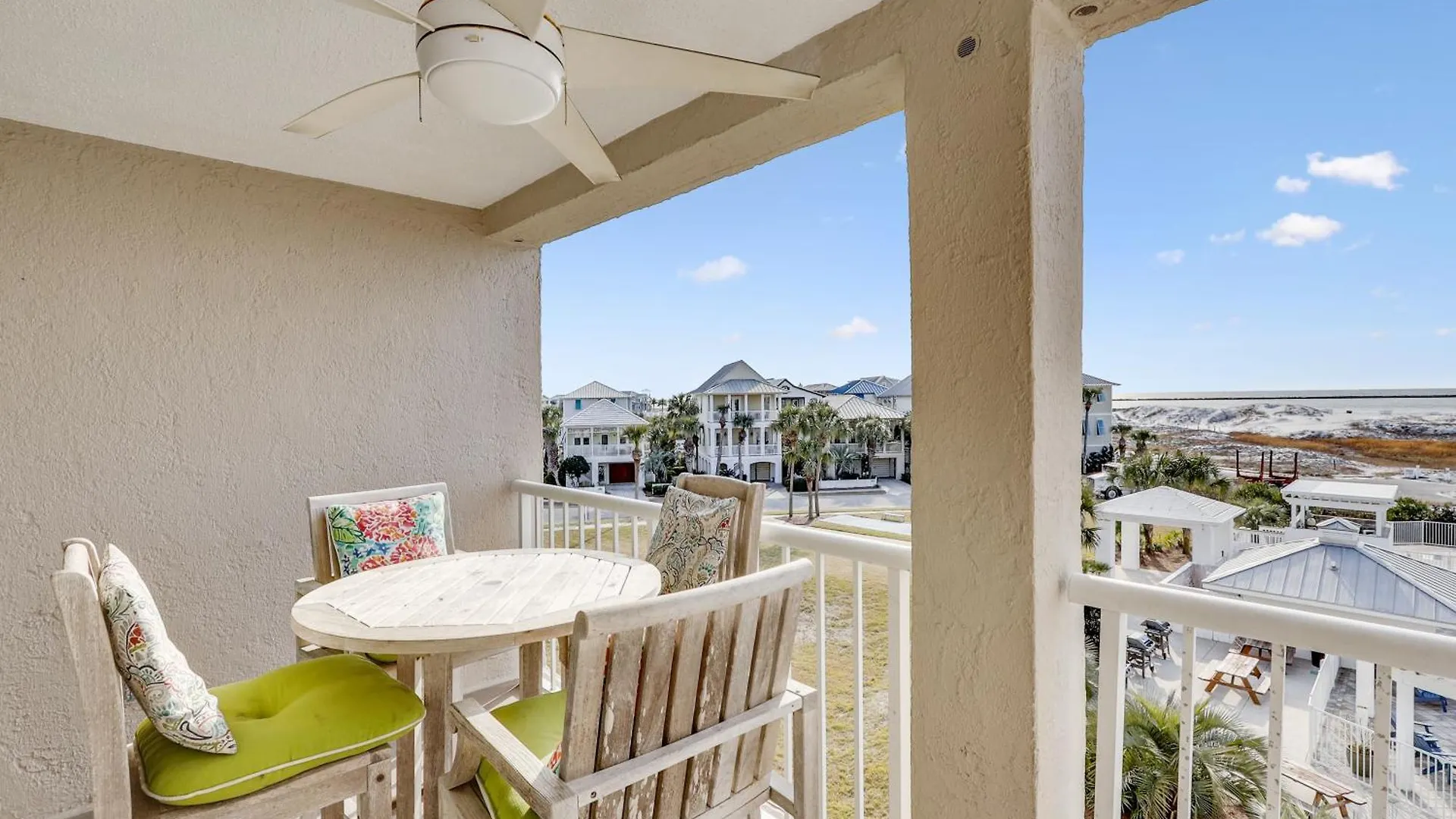 Magnolia House 305- By Isle Apartment *