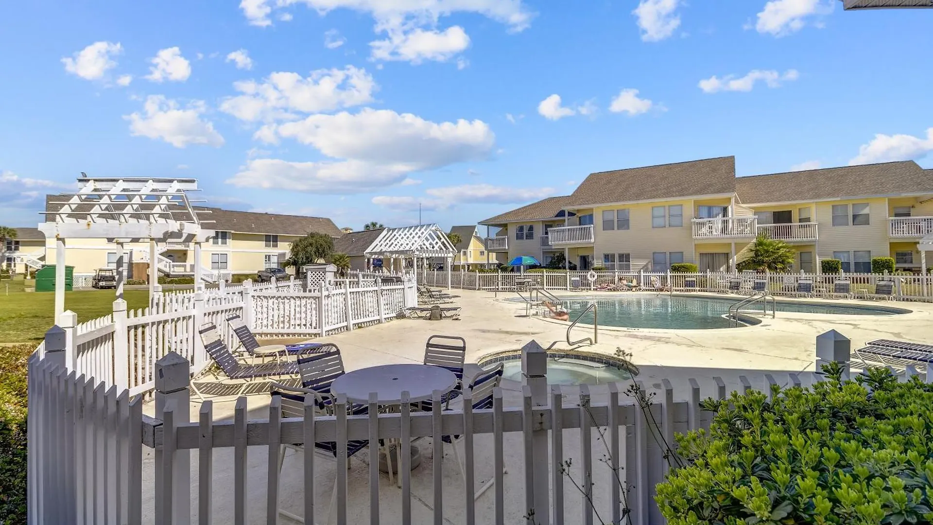 Sandpiper Cove 9133- By Isle