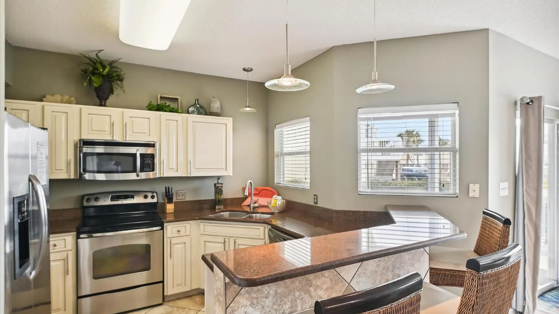 Sandpiper Cove 9125- By Isle *