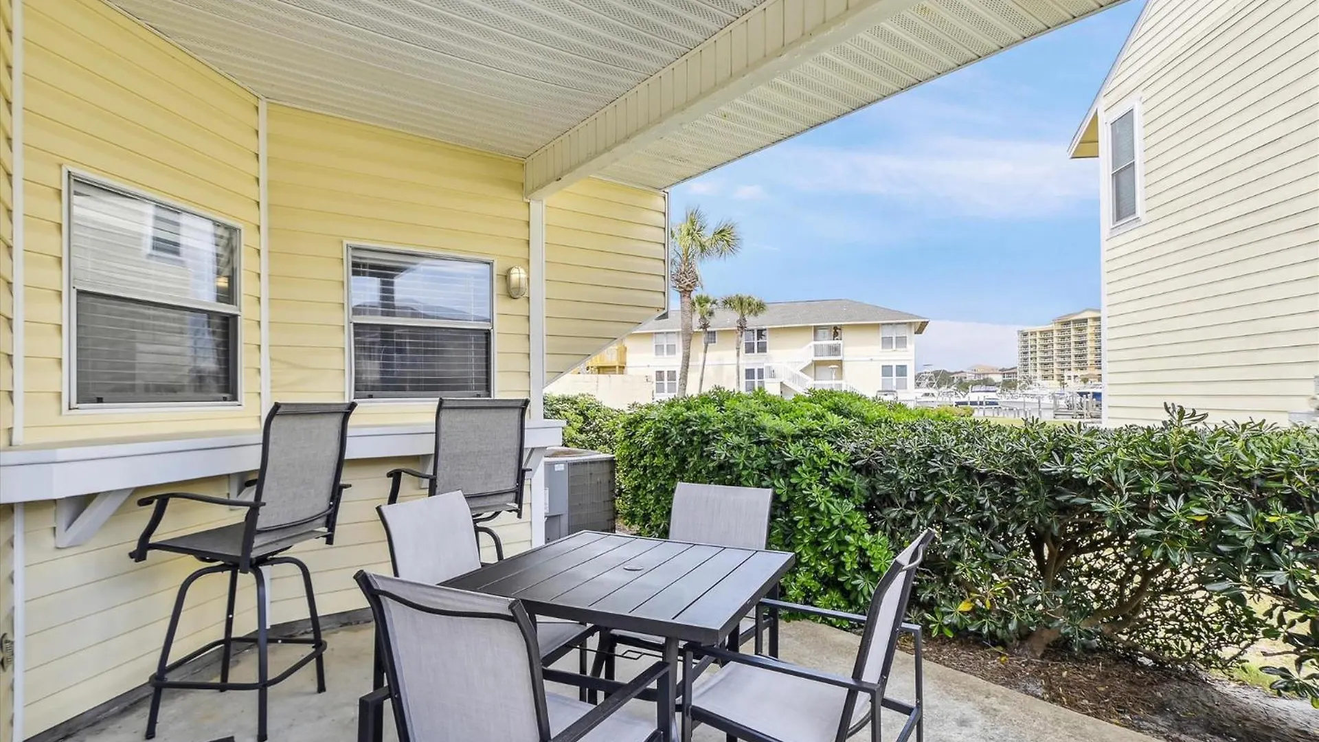 Apartment Sandpiper Cove 9125- By Isle