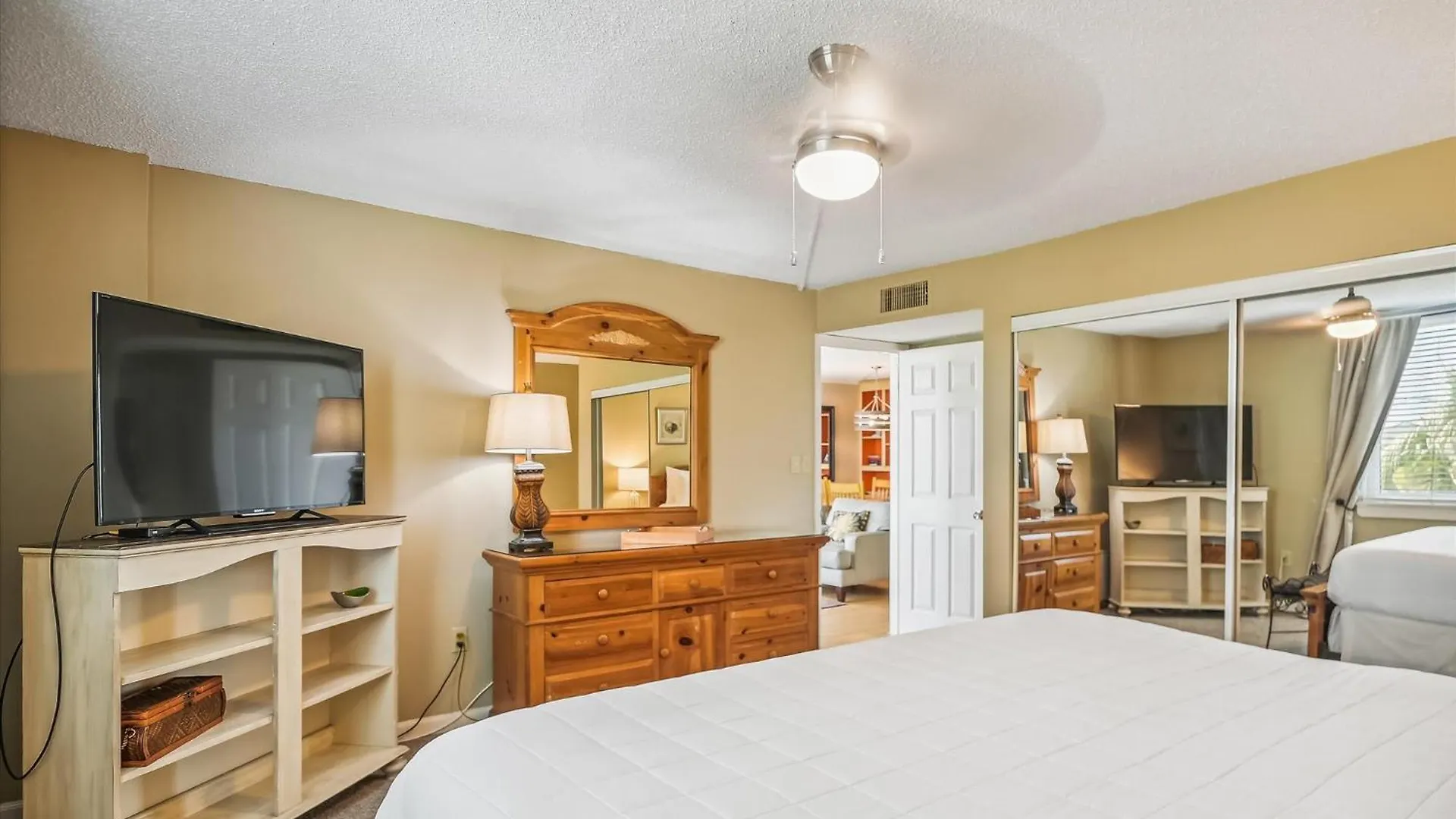 Apartment Dolphin Point 306c- By Isle Destin