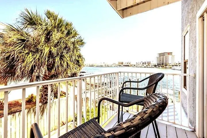 Sea-renity 4 Waterfront Balconies Gated Hébergement de vacances *