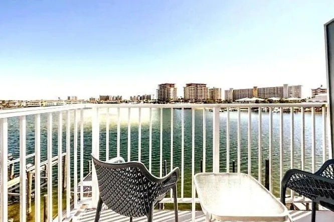 Hébergement de vacances Sea-renity 4 Waterfront Balconies Gated *