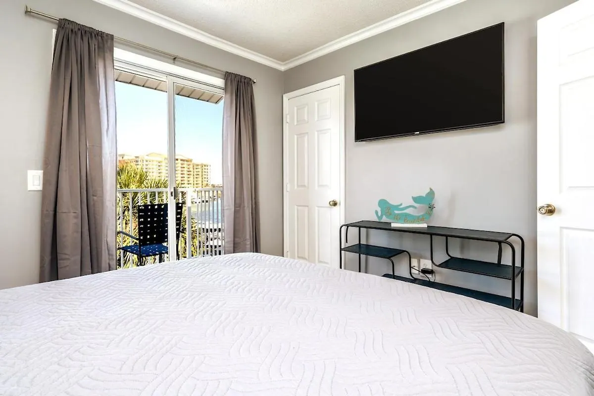 Sea-renity 4 Waterfront Balconies Gated Destin