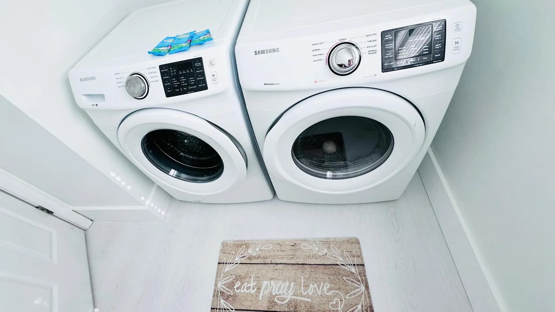 度假居 Ratiu House White Miramar