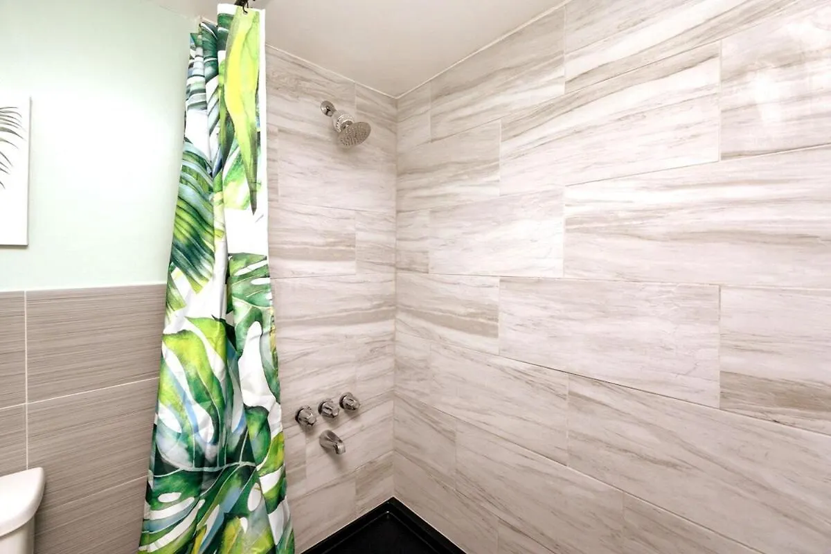 Holiday home Emerald Escape Peekaboo View 3 Pools *