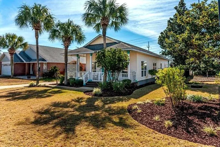 Holiday home Sunsail Pool Heat & Golf Cart Deals *