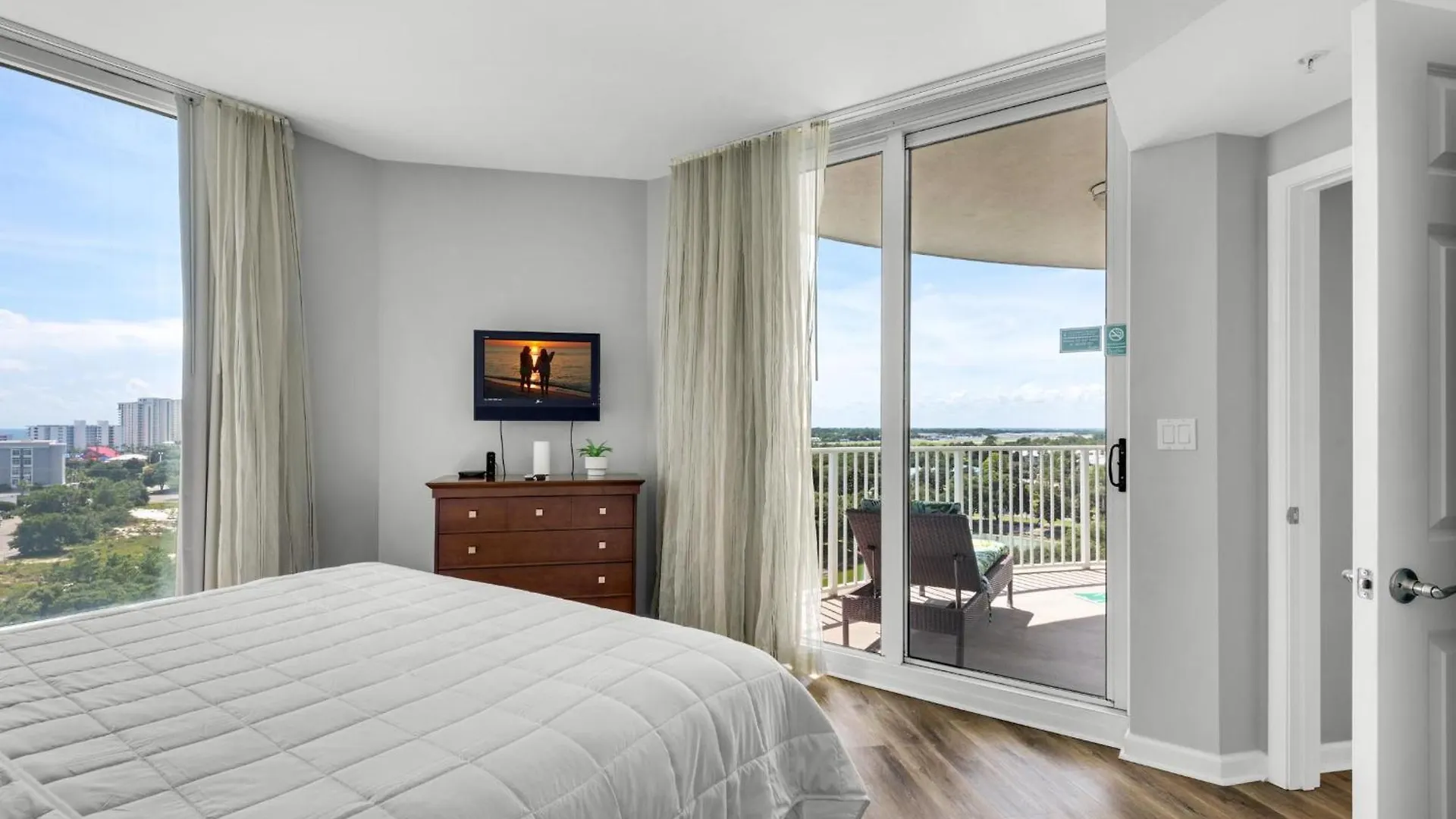 Palms #2916 Full 2 Bedroom