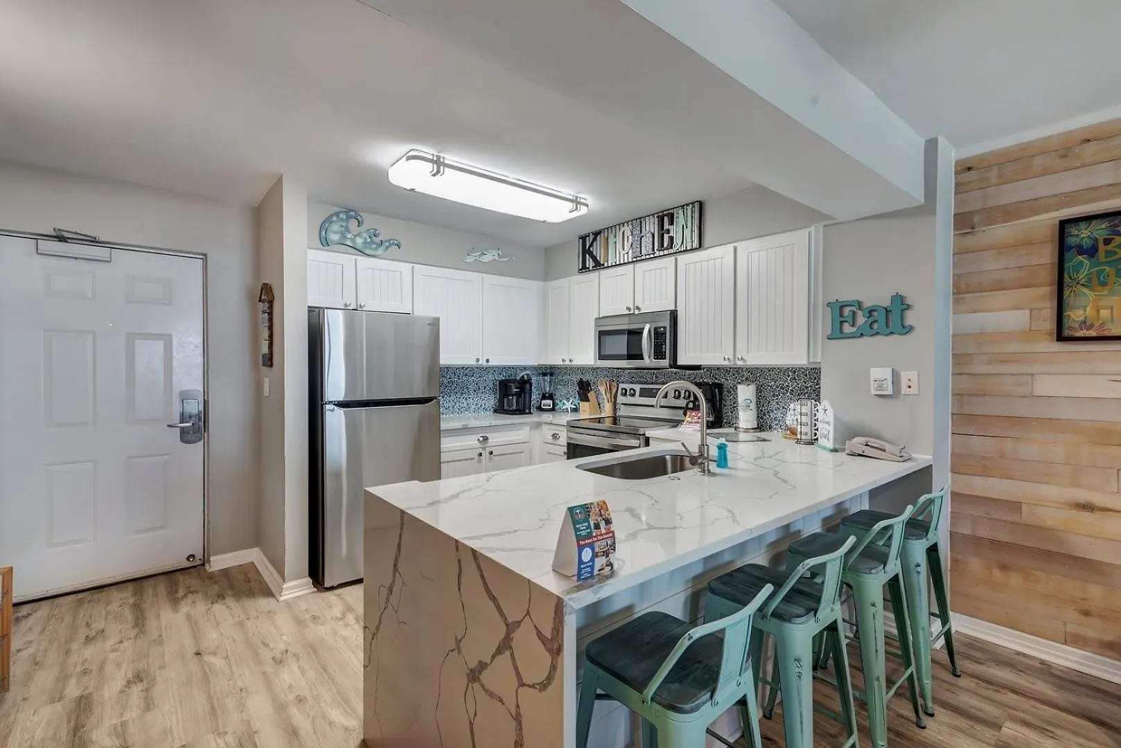 Pelican 1213 Destin