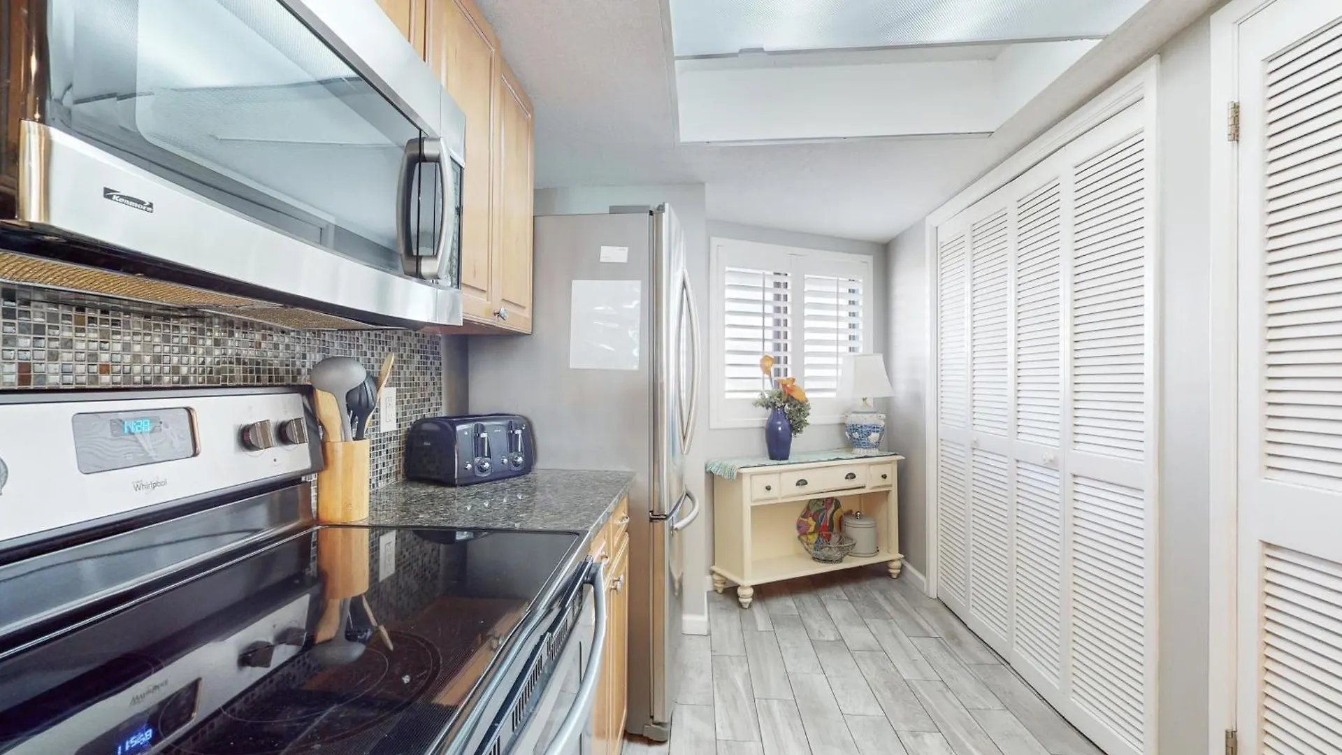 Edgewater 801 Ντέστιν
