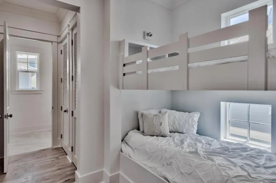 Sun Justice 4 Bd 4bth Close To Feriehus