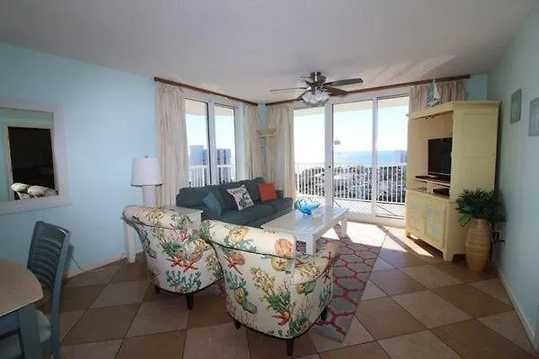 Apartment Terrace At Pelican 1207