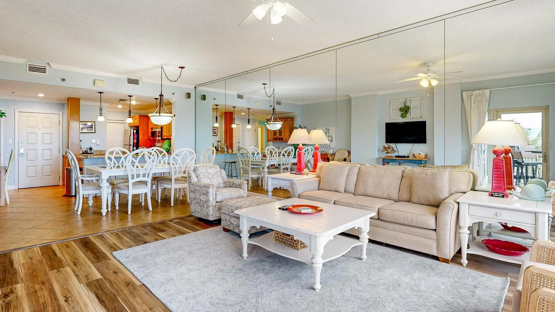 Apartmán Tops'l Manor 213 *