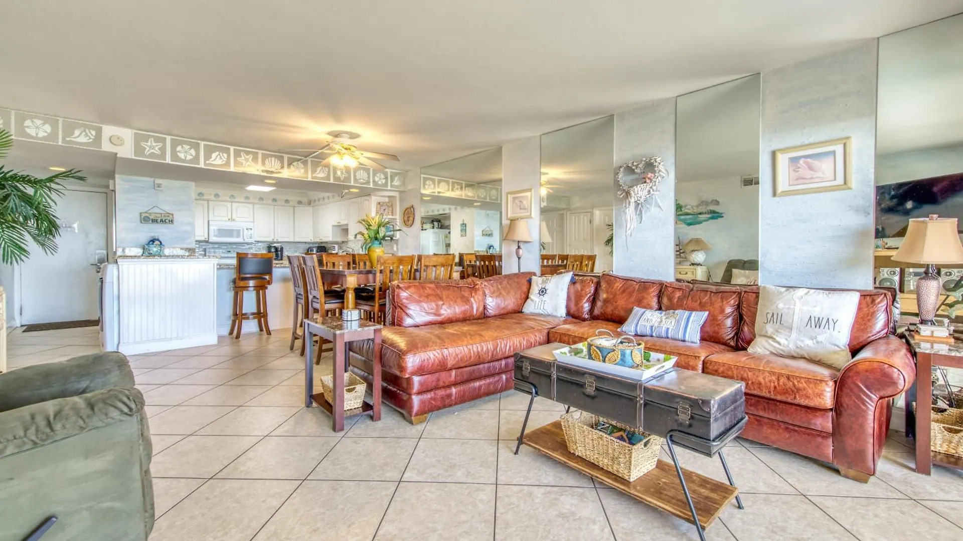 House C104 - Beachfront With Pool, Wifi, & Service *