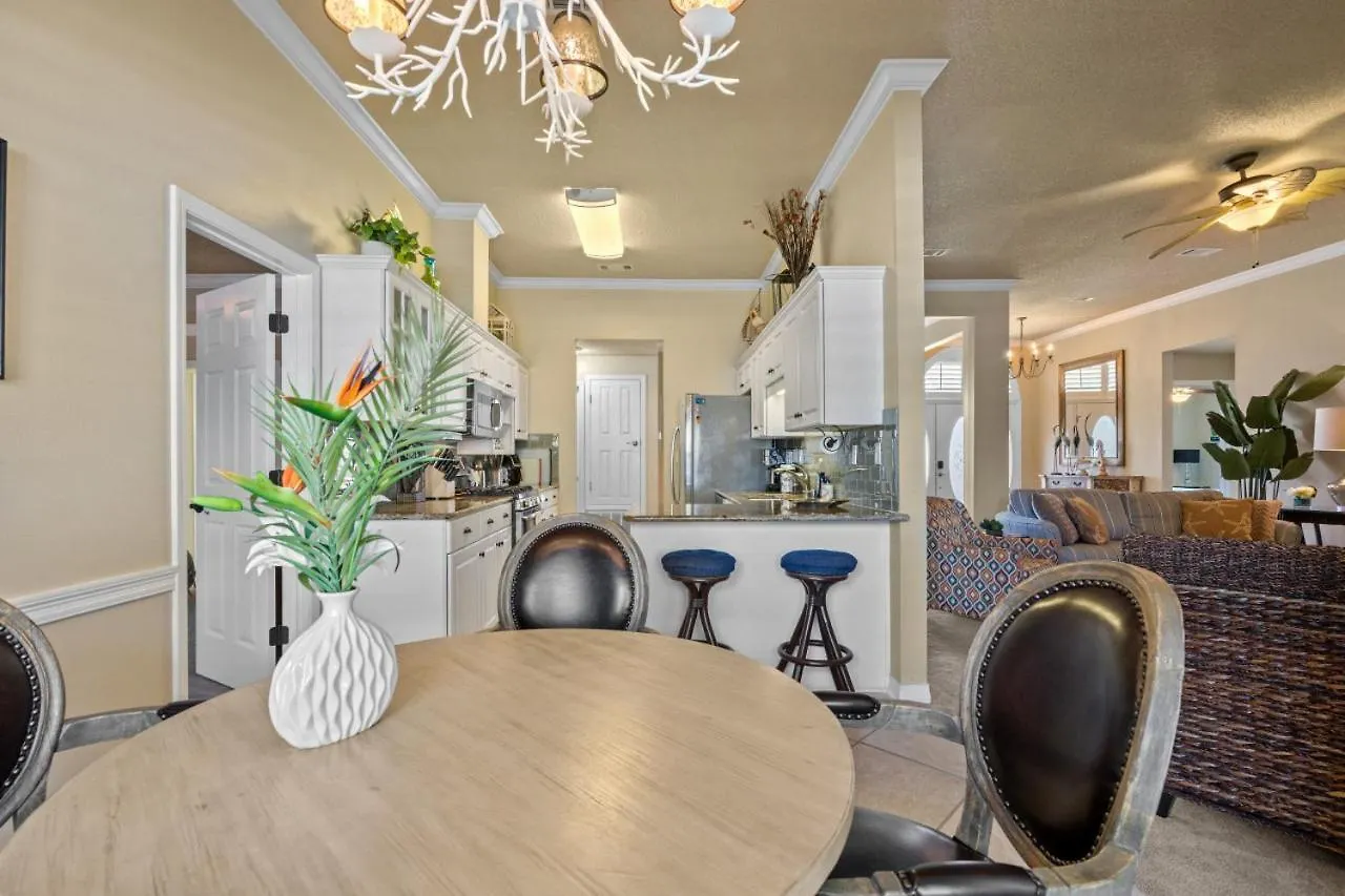 The Coral Reef At Avalon Estates - Private Holiday home