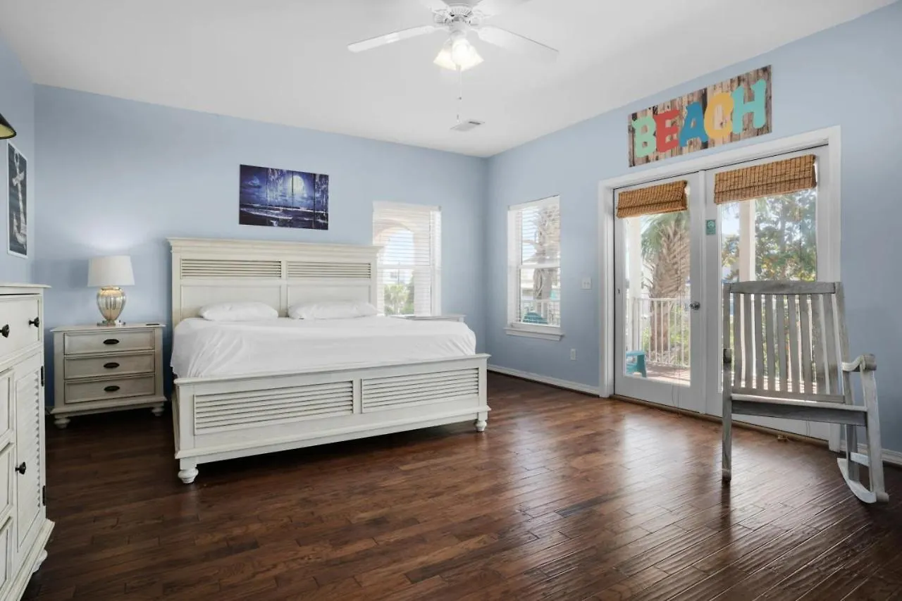 Rise And Shine Pet Friendly Golf Cart Included Holiday home