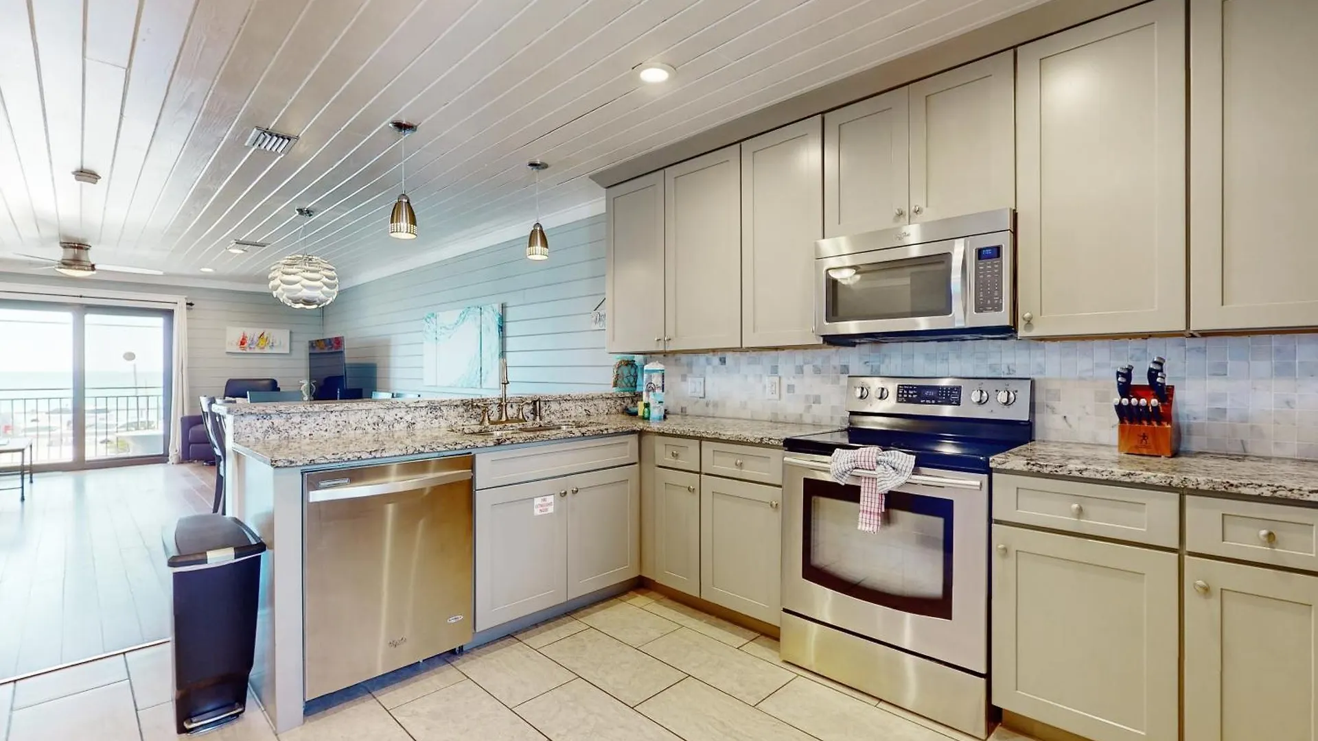 Costa Vista Townhomes