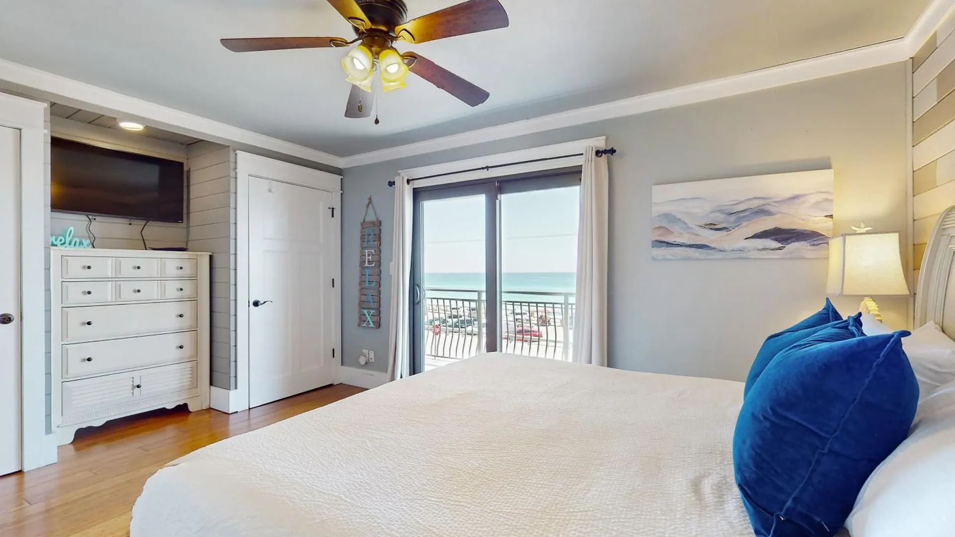 Costa Vista Townhomes