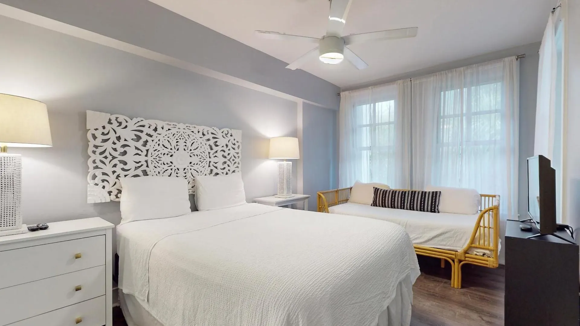 Baytowne Wharf - Observation Point South #559 Apartment *