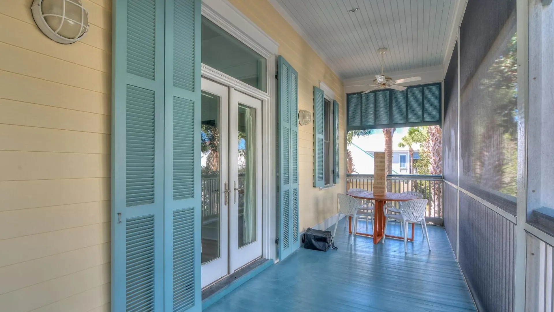 Holiday home Dream By Avantstay 2-story Walk To Hot Tub Golf Cart