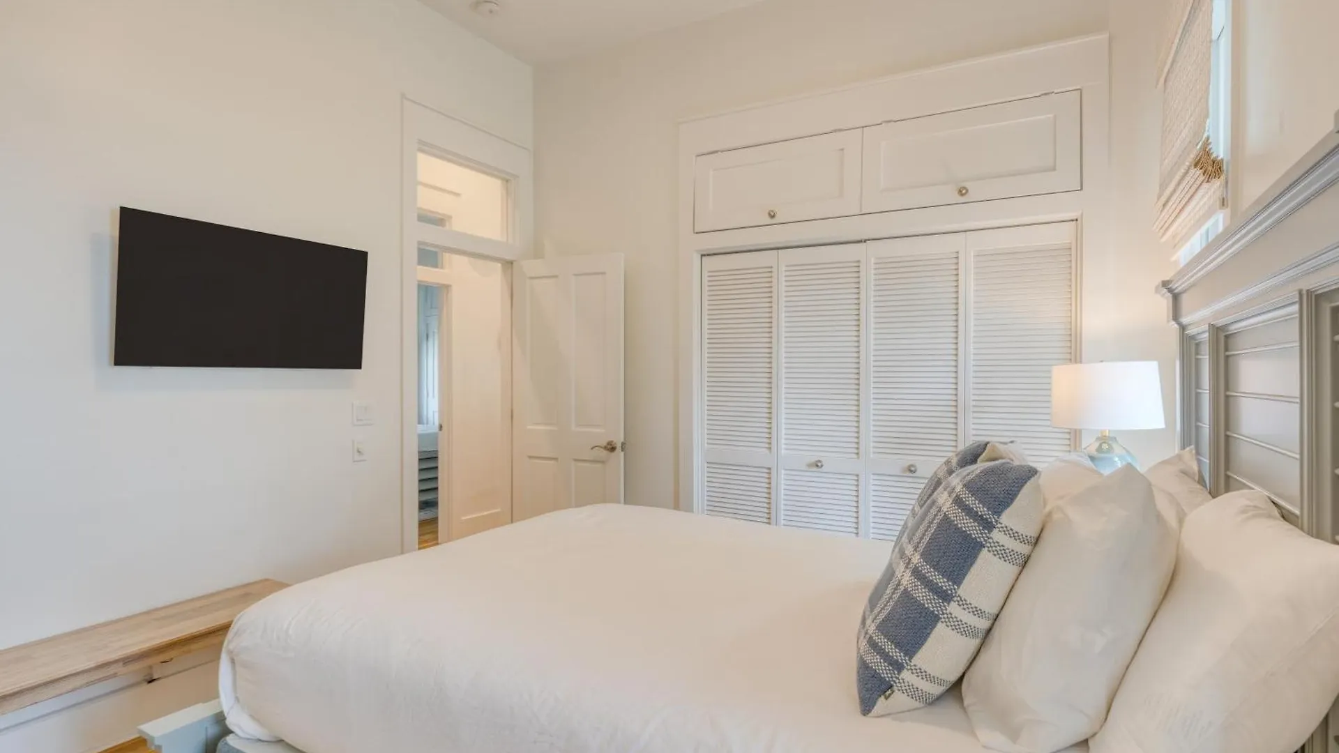 Holiday home Dream By Avantstay 2-story Walk To Hot Tub Golf Cart Destin
