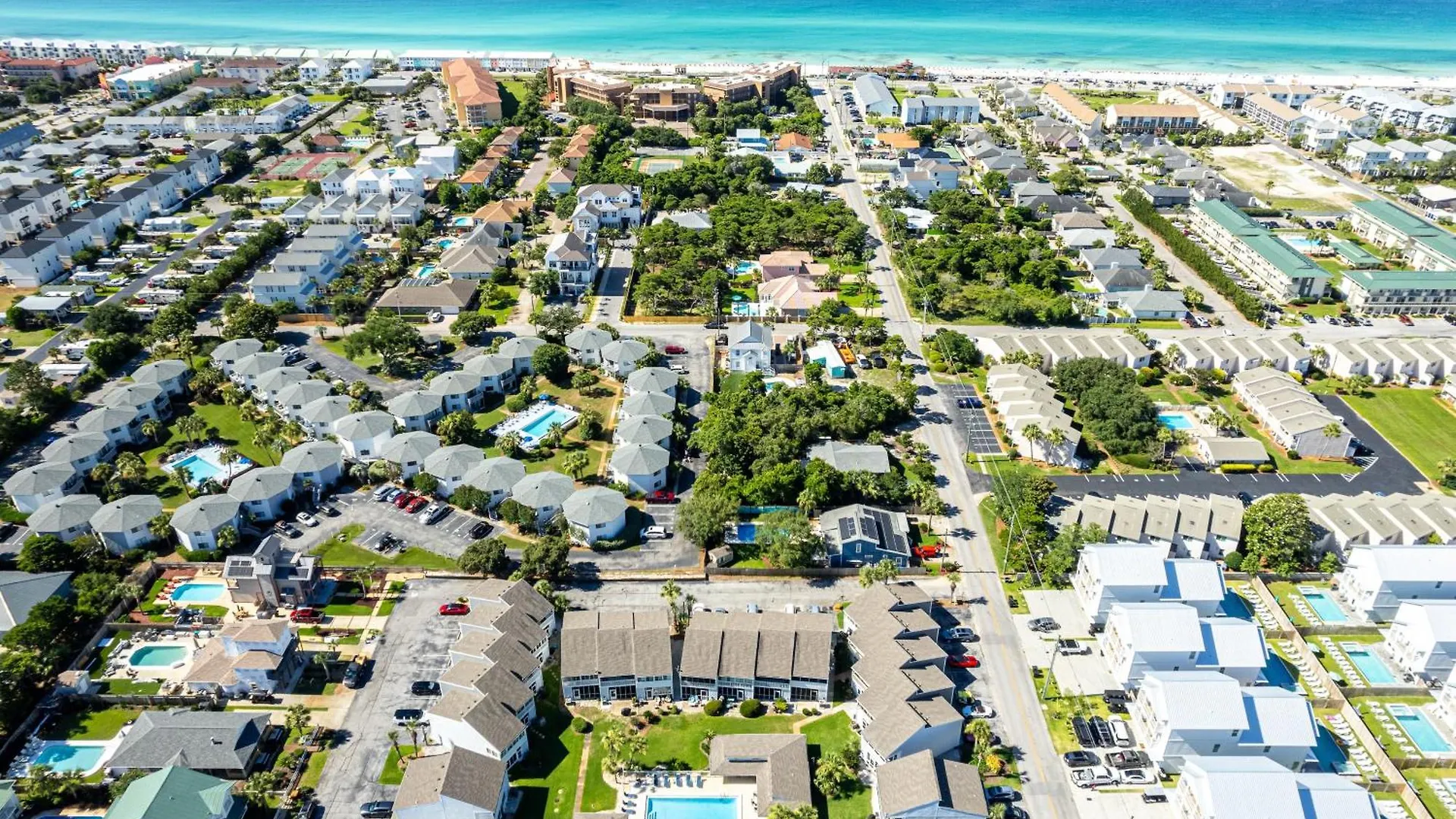 Casa By The C- By Isle Holiday home Destin