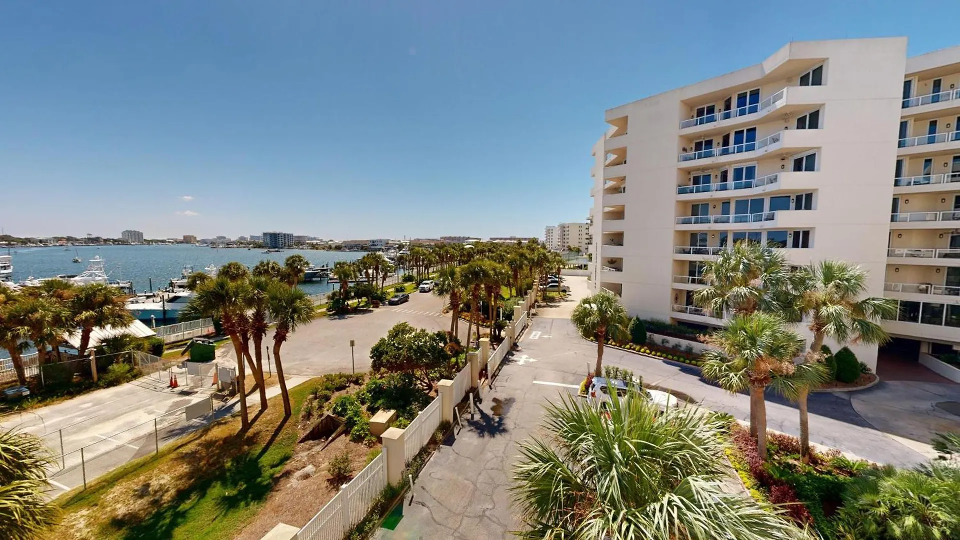 Apartament East Pass Towers 304- By Isle