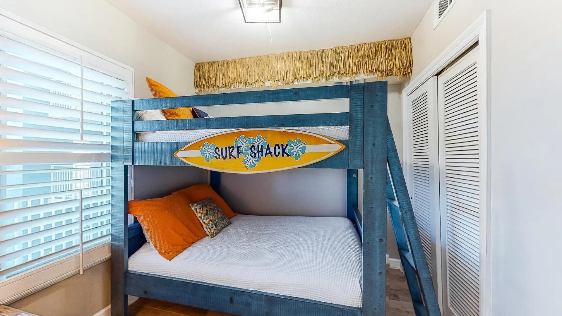 Apartment Sterling Shores