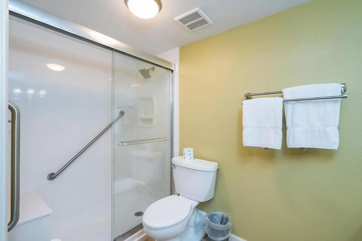Shoreline Towers Unit 1043 Destin
