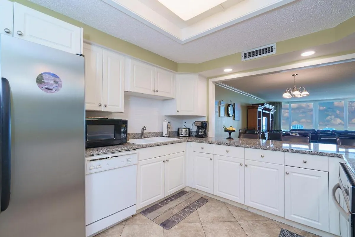 Shoreline Towers Unit 1043 Destin